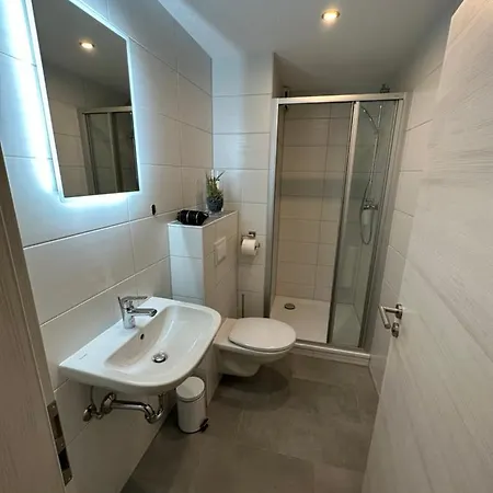 招待所 Am Stadtrand 3*